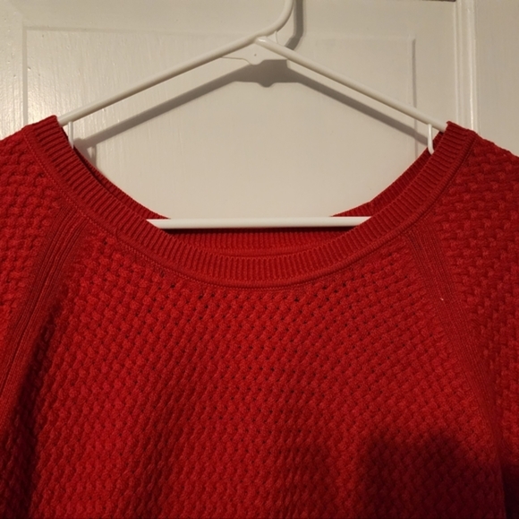 Red light weight ribbed sweater. Like New. Scoop Neck. XL - Picture 5 of 11